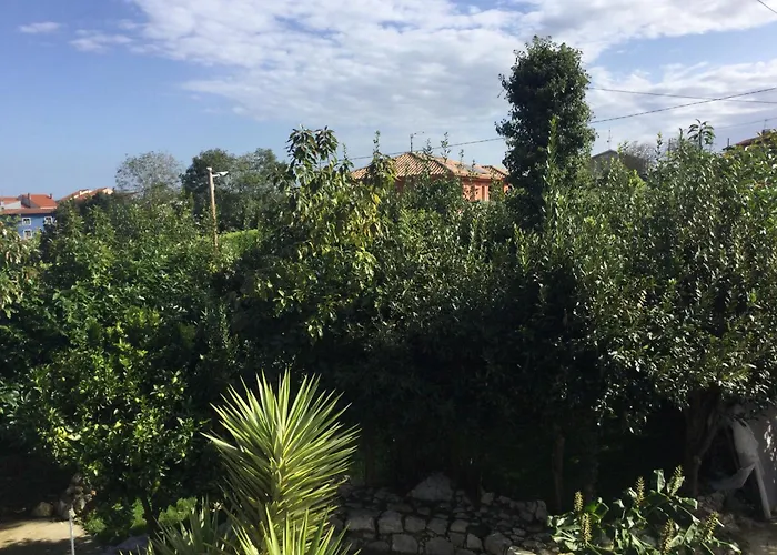 Casa Jardin Rocablanca Llanes