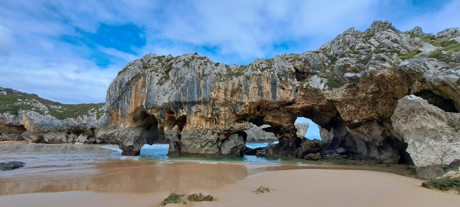 Casa Jardin Rocablanca Llanes Holiday home